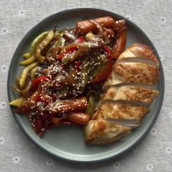 Куриная грудка гриль с овощами терияки